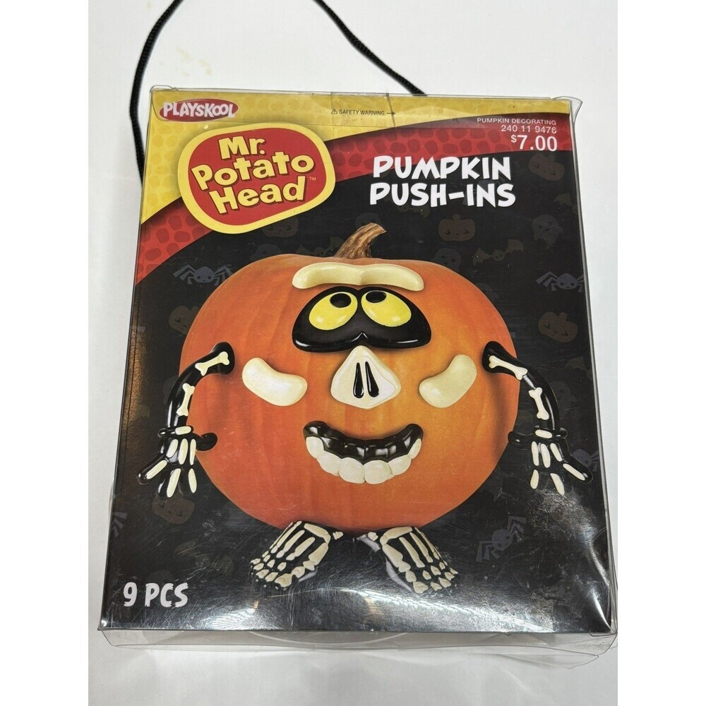 Playskool Mr. Potato Head Halloween Pumkin Decorating PUSH IN 9 Pc Skeleton NOS